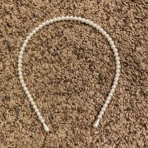 Pearl headband